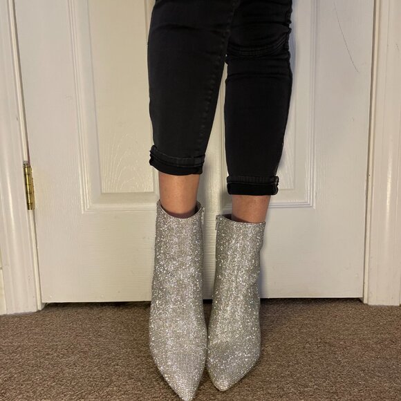 Steven Madden CALLEN Silver Rhinestone Booties with metal heel 8.5 - Picture 7 of 9